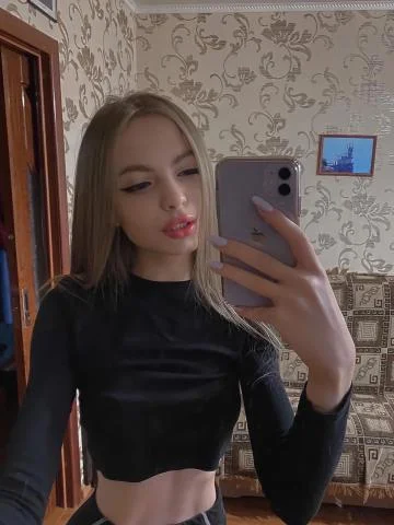 Моника